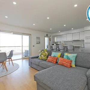 B19 - Marina Bay Apartment
